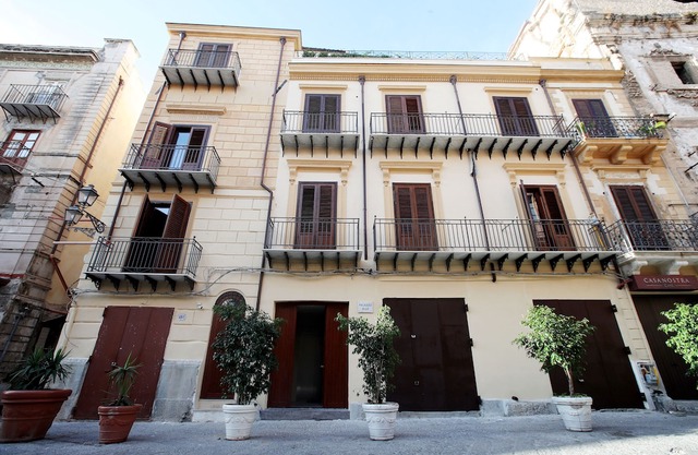 Casa Nostra Luxury Suites