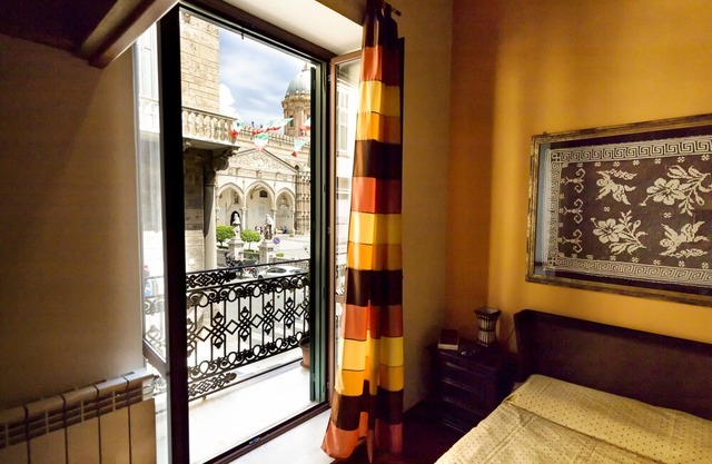 Cathedral View - Vista Cattedrale