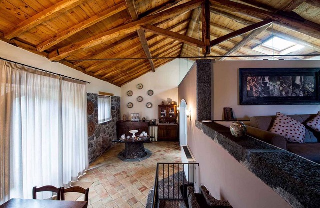 Holiday apartment with garden and outdoor swimming pool
