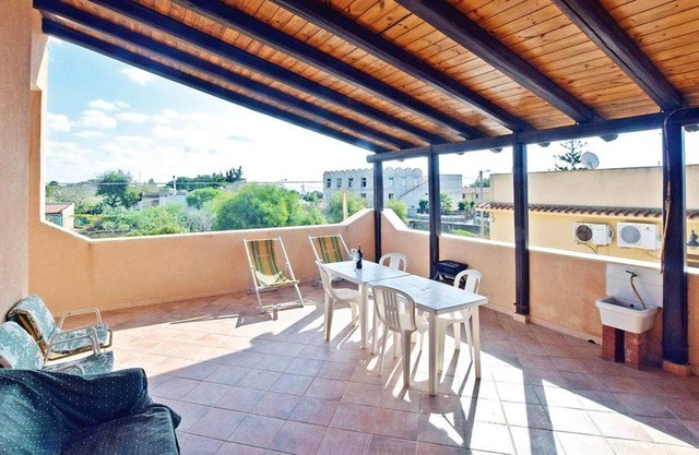 Homerez - 150 m away from the beach! Appartement for 8 ppl. at Triscina