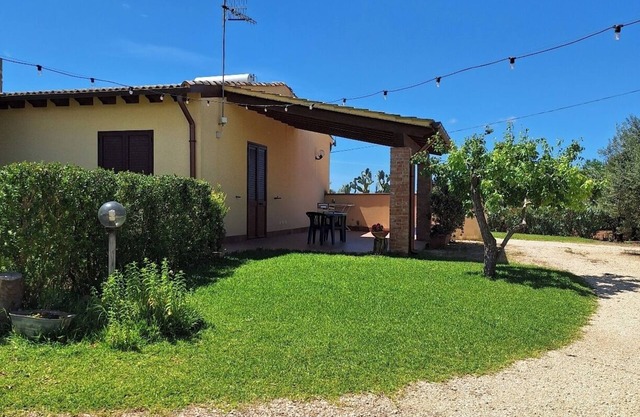 House Among the Olive Trees - country house - CIR: 19084041C218393