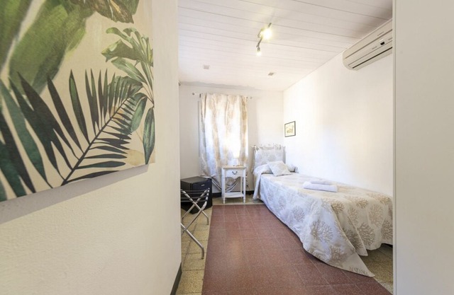 Hydra, single room in Palazzo Villelmi