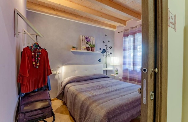 La Finestra sul Cortile - Double Room with Garden View
