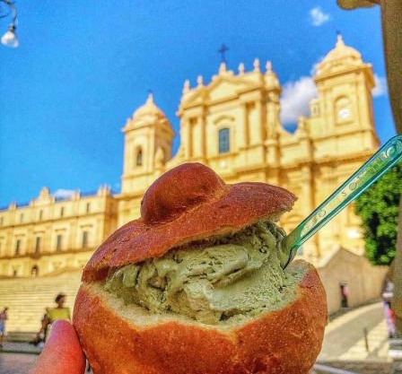 Love Noto