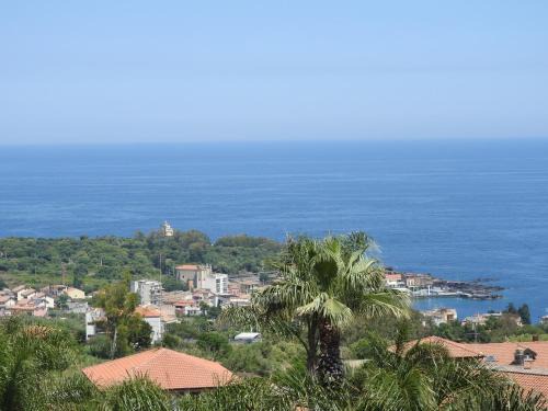 Mansarda Sul Mare Dei Ciclopi 