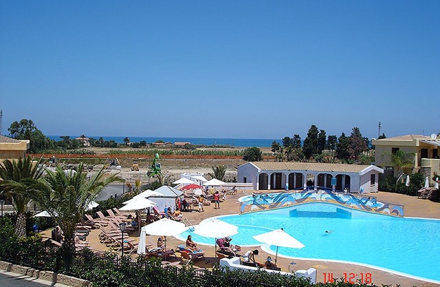Mareluna Family Resort - Villa 4 - Wi-Fi and A / C!