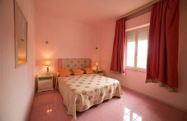 Residence for 4 people at 200 meters. from the sea - APT.8