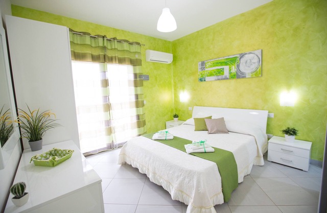 Sea view room with balcony