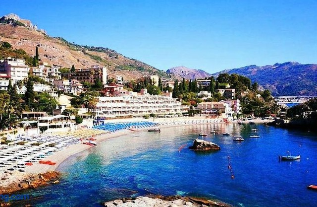 Taormina Beach