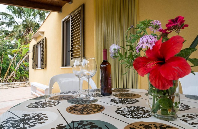 TWO-ROOMED FEDERICA RESIDENCE