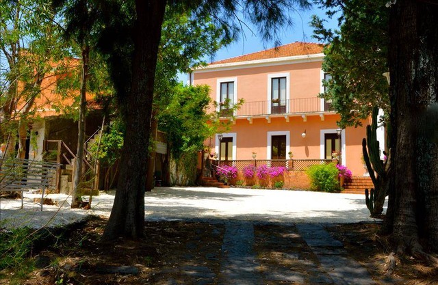 Villa ∙ 4 bedrooms ∙ 9 guests