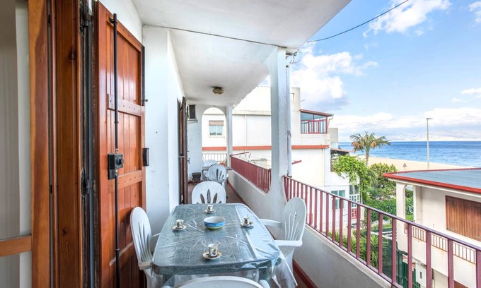 Mili San Pietro Apartment | 100 m² Apartment ∙ 2 bedrooms ∙ 6 guests