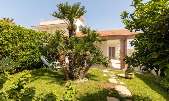 Santa Maria del Focallo Villa | 100 m² Villa ∙ 2 bedrooms ∙ 5 guests
