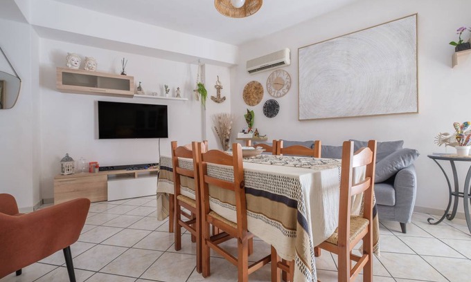 Oliveri House | 100 m² House ∙ 2 bedrooms ∙ 5 guests