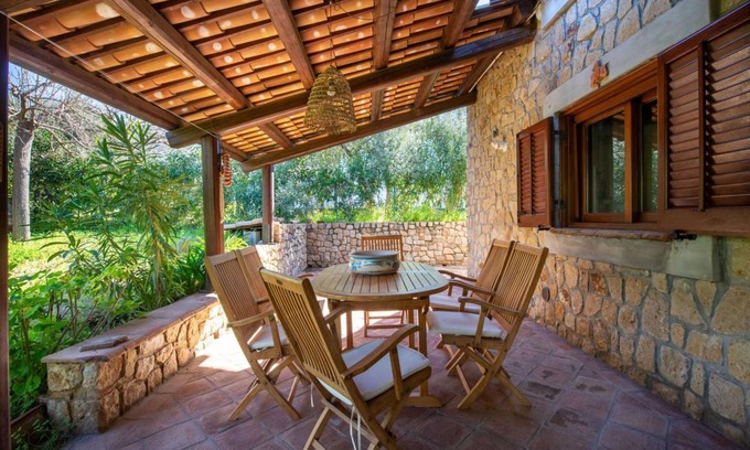 Capo House | 100 m² House ∙ 2 bedrooms ∙ 5 guests