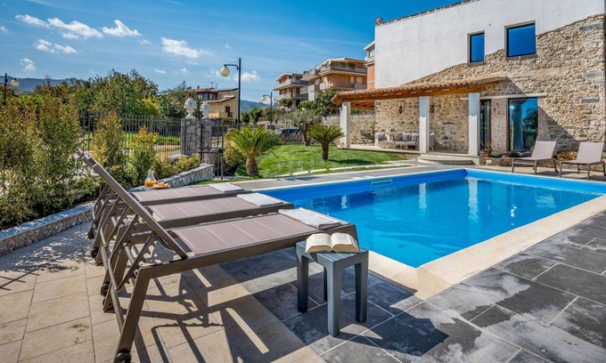 Trappitello Villa | 100 m² Villa ∙ 3 bedrooms ∙ 6 guests