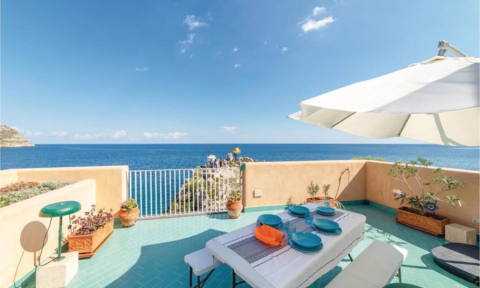 Porticello House | 110 m² Maisonette ∙ 4 bedrooms ∙ 8 guests