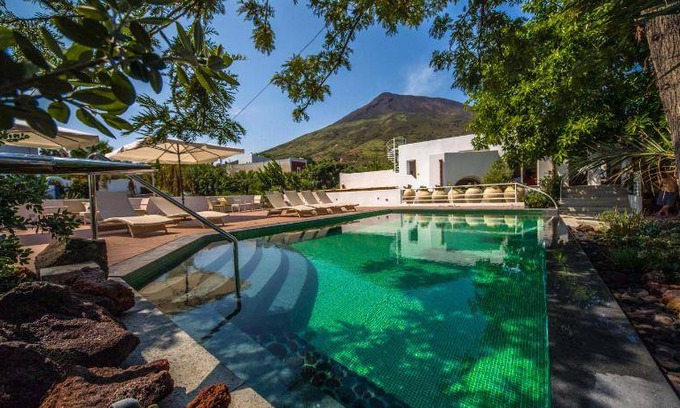 Stromboli Apartment | 110 m² Serviced apartment ∙ 3 bedrooms ∙ 8 guests