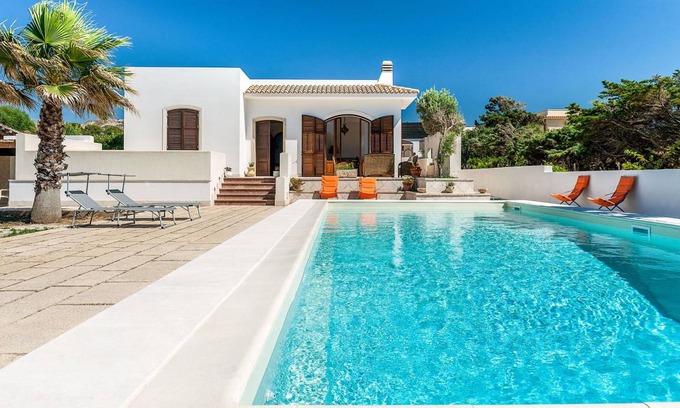 Cornino Villa | 110 m² Villa ∙ 3 bedrooms ∙ 6 guests