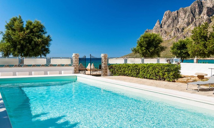 Cornino Villa | 110 m² Villa ∙ 3 bedrooms ∙ 6 guests