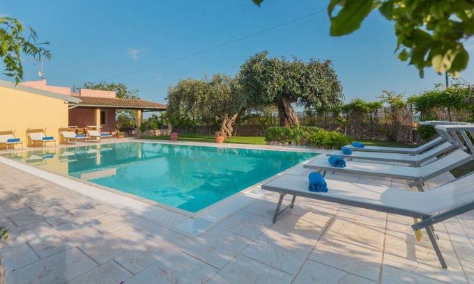 Ispica Villa | 110 m² Villa ∙ 4 bedrooms ∙ 8 guests
