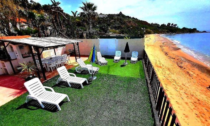 Sciacca Villa | 120 m² Villa ∙ 3 bedrooms ∙ 9 guests