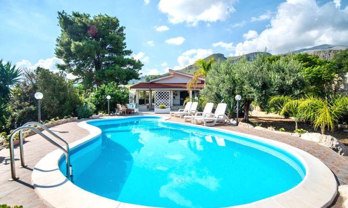 Scopello House | 150 m² House ∙ 5 bedrooms ∙ 9 guests