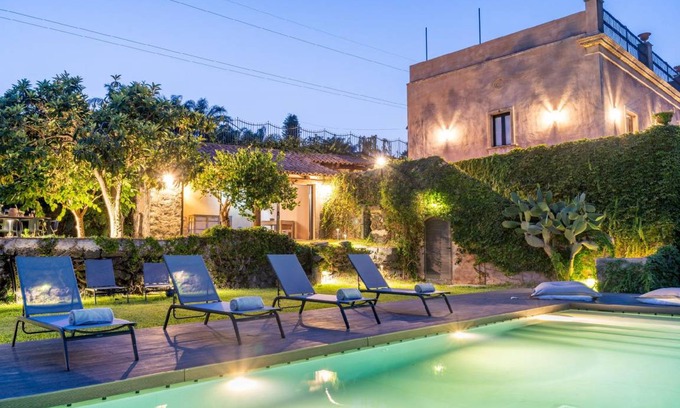 Coste House | 150 m² House ∙ 4 bedrooms ∙ 10 guests