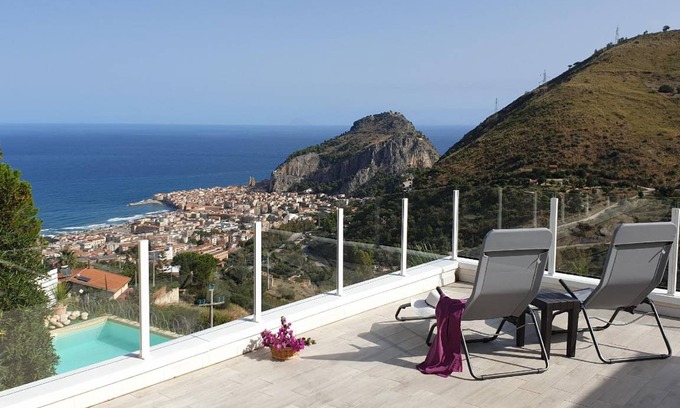 Cefalu House | 150 m² House ∙ 5 bedrooms ∙ 6 guests