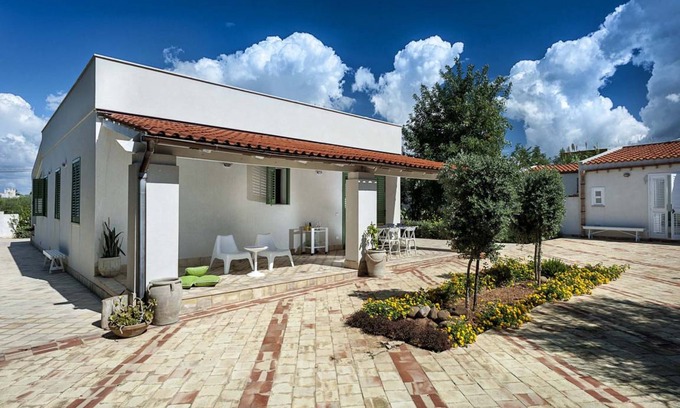 Mazara del Vallo Villa | 150 m² Villa ∙ 4 bedrooms ∙ 9 guests