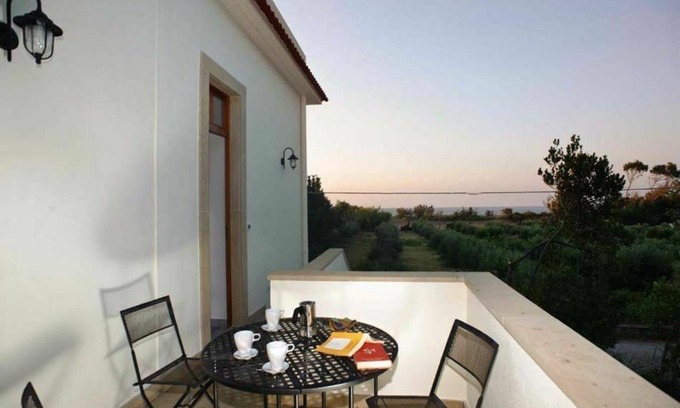 Patti Villa | 150 m² Villa ∙ 3 bedrooms ∙ 8 guests