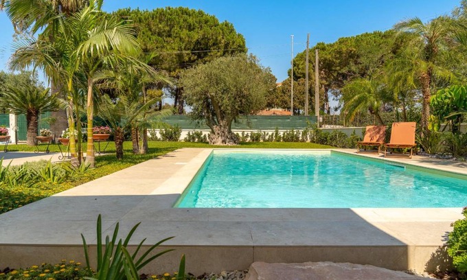 Arenella Villa | 150 m² Villa ∙ 4 bedrooms ∙ 10 guests