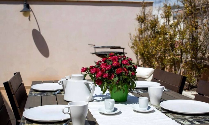 Avola Apartment | 160 m² Apartment ∙ 3 bedrooms ∙ 9 guests