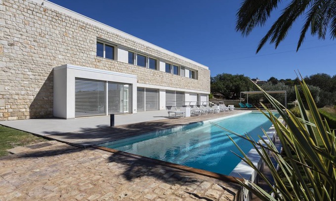 Scicli Villa | 160 m² Villa ∙ 4 bedrooms ∙ 8 guests
