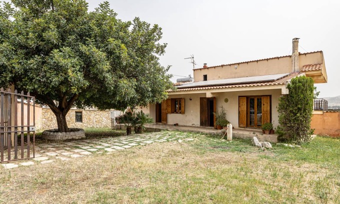 Barco House | 170 m² House ∙ 2 bedrooms ∙ 6 guests