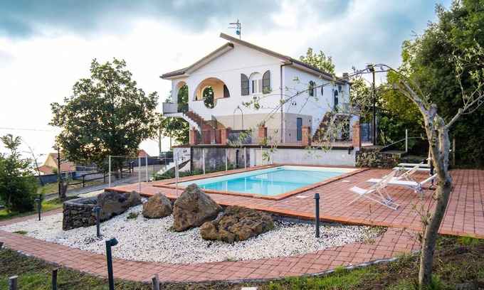 Mascali House | 180 m² House ∙ 3 bedrooms ∙ 6 guests