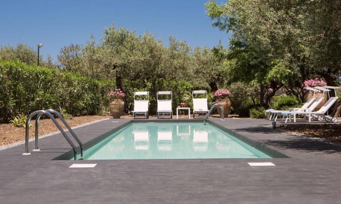 Mazzaforno Apartment | 190 m² Apartment ∙ 3 bedrooms ∙ 6 guests