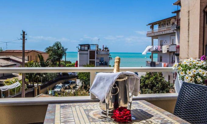 San Leone Bed & Breakfast | 20 m² Bed and breakfast ∙ 2 guests
