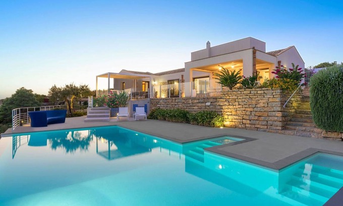 Buseto Palizzolo Villa | 200 m² Villa ∙ 4 bedrooms ∙ 8 guests