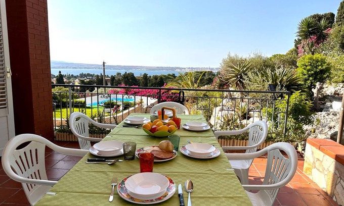 Isola Villa | 205 m² Villa ∙ 4 bedrooms ∙ 8 guests