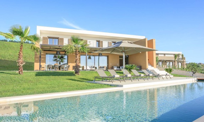 Sciacca Villa | 207 m² Villa ∙ 3 bedrooms ∙ 6 guests