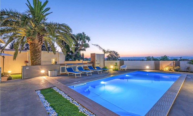 Ragusa House | 210 m² Maisonette ∙ 6 bedrooms ∙ 14 guests