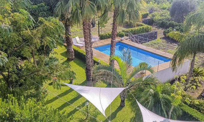 Santa Tecla Villa | 220 m² Villa ∙ 4 bedrooms ∙ 10 guests