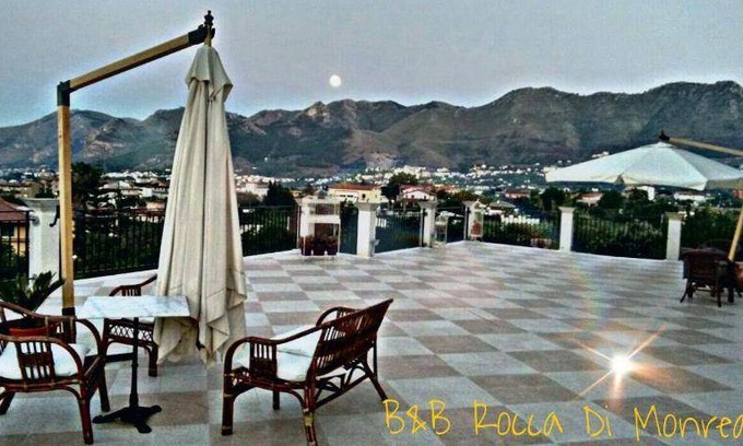 Monreale Bed & Breakfast | 24 m² Bed and breakfast ∙ 4 guests
