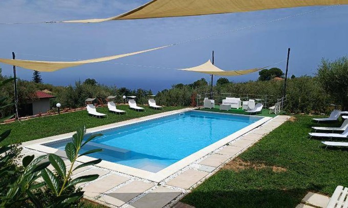 Naso Apartment | 240 m² Apartment ∙ 5 bedrooms ∙ 14 guests