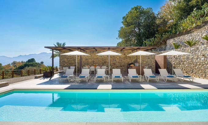 Savoca Villa | 240 m² Villa ∙ 5 bedrooms ∙ 10 guests