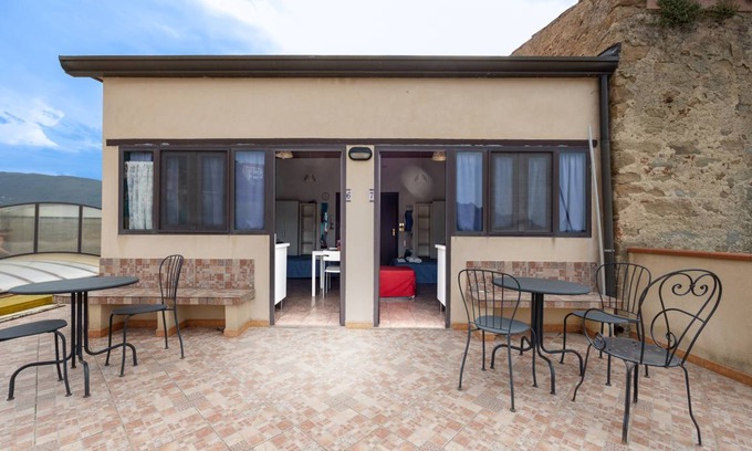 Ficarra Apartment | 25 m² Apartment ∙ 1 bedroom ∙ 2 guests