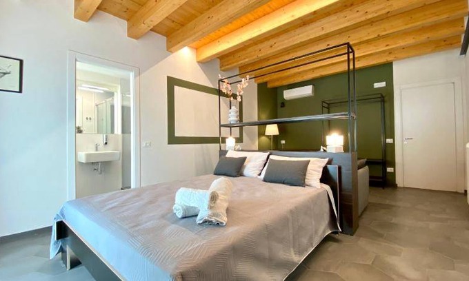 Alcamo Historic Center Bed & Breakfast | 25 m² Bed and breakfast ∙ 4 guests