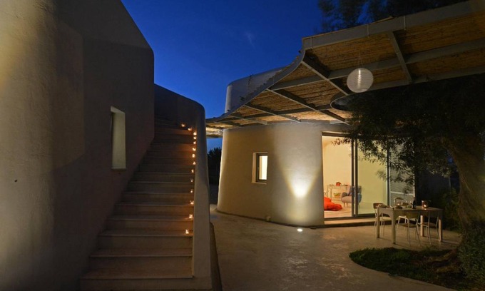 Noto House | 250 m² House ∙ 4 bedrooms ∙ 10 guests