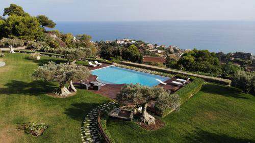 Licata Villa | 250 m² Villa ∙ 5 bedrooms ∙ 12 guests